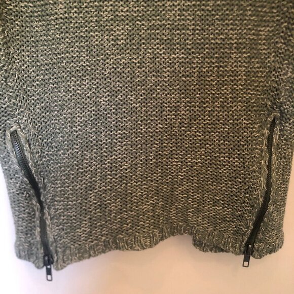 Quinn green sweater with zippers sz S - Picture 4 of 9